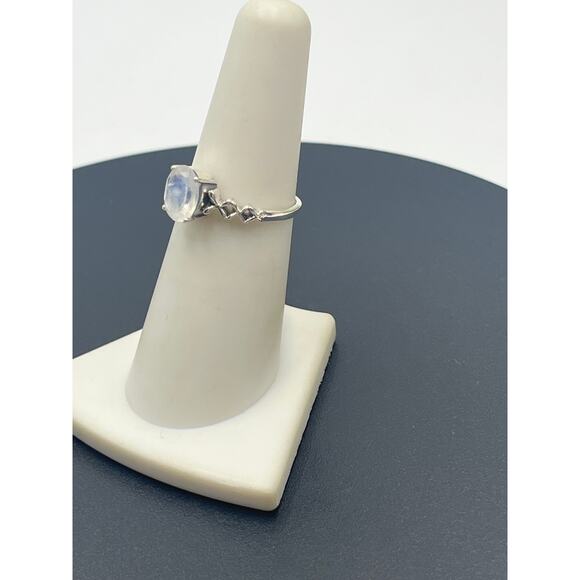 Rainbow Moonstone Oval Prong Set Side Twist Detail Sterling Silver  Ring Sz 6.5 - Picture 3 of 11